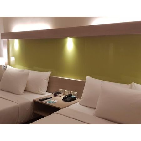 Microtel Inn & Suites By Wyndham San Fernando San Fernando  Dış mekan fotoğraf