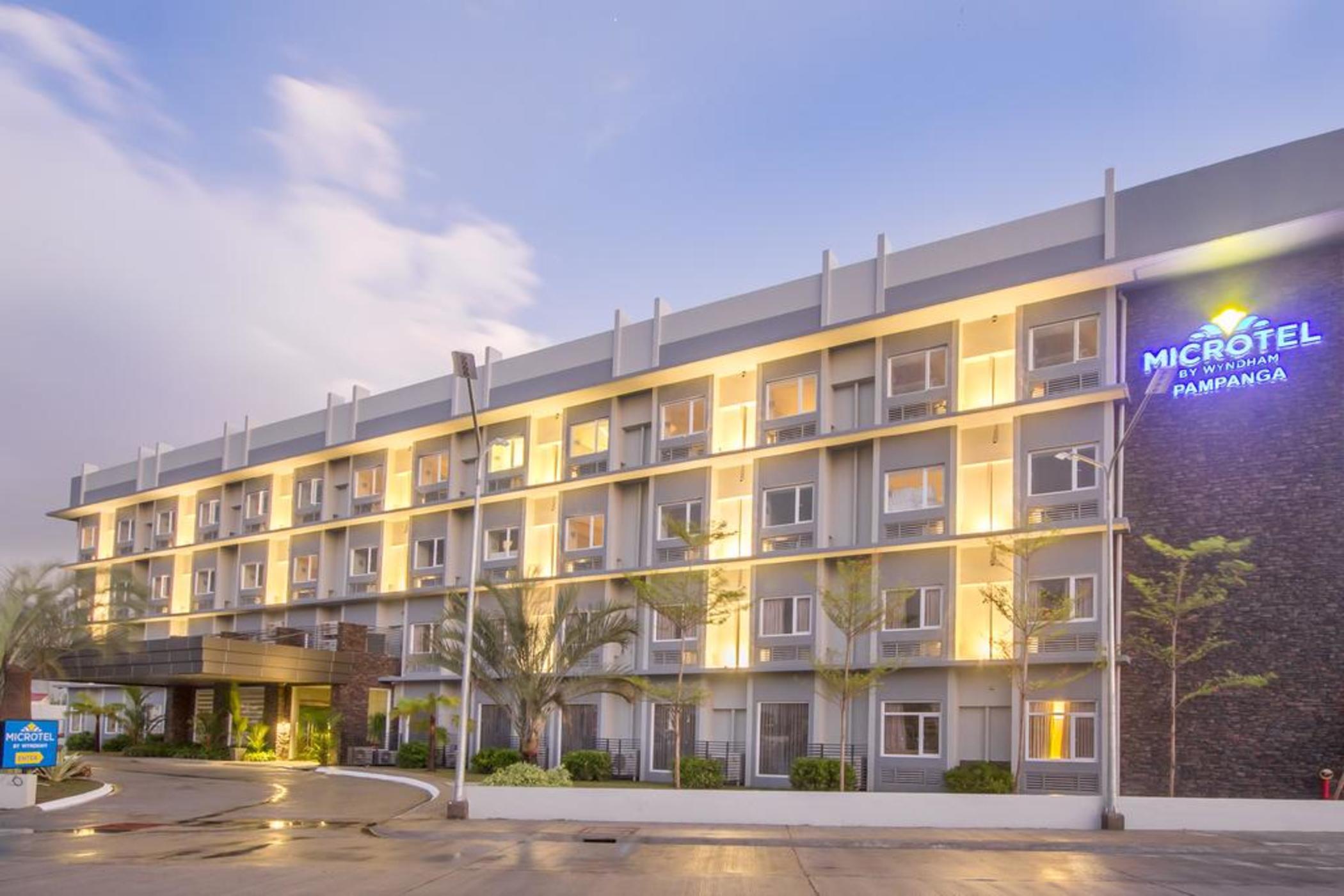 Microtel Inn & Suites By Wyndham San Fernando San Fernando  Dış mekan fotoğraf
